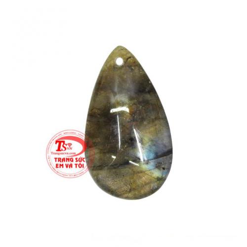 Mặt labradorite ấn tượng