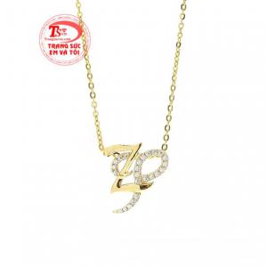 Bộ mặt dây chữ ấn tượng nhận đặt chế tác theo yêu cầu của khách hàng.