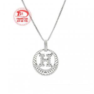 Bộ mặt dây chữ H ấn tượng sự lựa chọn sang trọng dành cho nữ giới.