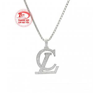 Bộ mặt dây chữ thời thượng nhận đặt chế tác theo yêu cầu.