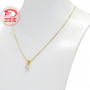 Bộ sản phẩm phù hợp với mọi kiểu dáng trang phục giúp các cô gái tự tin hơn.