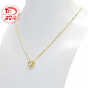 Bộ sản phẩm này sẽ mang đến vẻ thanh lịch và trang nhã đến cho người đeo. 