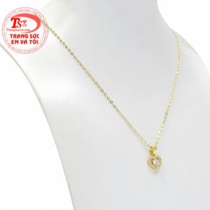 Bộ sản phẩm này sẽ là sự lựa chọn tuyệt vời giúp phái đẹp trông dễ thương và thời trang hơn.