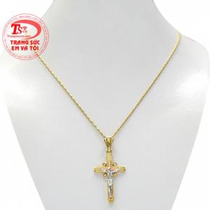 Bộ mặt thánh giá vàng cầu nguyện được chế tác đầy tinh xảo. 