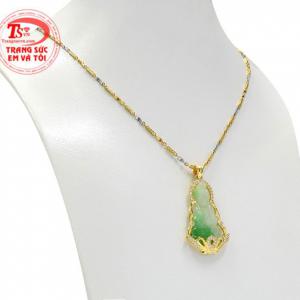 Phật Quan Âm là vị phật được biết đến với lòng từ bi, bác ái, hóa hung khí, đem đến bình an. 