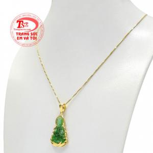 Phật bà quan âm với gương mặt hiền từ tượng trưng cho sự may mắn, vui vẻ, lạc quan và tấm lòng từ bi nhân hậu. 