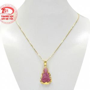 Bộ Phật bà ruby hạnh phúc kết hợp giữa dây chuyền vàng Italy 18k và mặt phật ruby bọc vàng cao cấp.