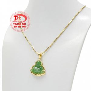 Ngọc cẩm thạch được chạm khắc hình phật di lặc. 