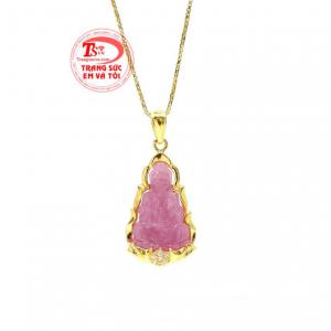 Người ta tin rằng đeo phật bên người sẽ giúp cho chủ nhân gặp nhiều may mắn, mang lại bình an và giải trừ tai ách.