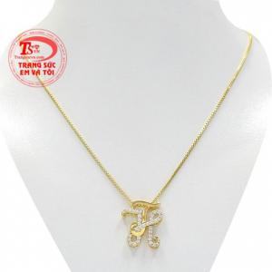 Bộ trang sức chữ TH vàng tây đang là xu hướng được rất nhiều khách hàng yêu thích và lựa chọn.
