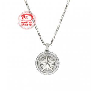 Với bộ trang sức này, phái mạnh dễ dàng kết hợp cùng các bộ trang phục và phụ kiện khác nhau. 