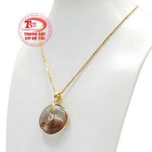 Nhờ vào các năng lượng tích tụ qua nhiều năm giúp người dùng có được tinh thần lạc quan, vui vẻ và yêu đời.