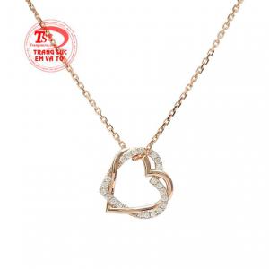 Trang sức vàng hồng kết hợp cùng kim cương càng làm cho người đeo trở nên xinh đẹp, cuốn hút. 