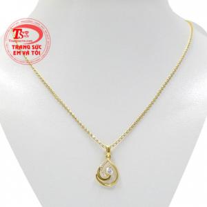 Bộ trang sức vàng tây phái đẹp là món quà ý nghĩa để dành tặng tới người phụ nữ của bạn. 