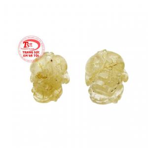 Sản phẩm có thể bọc vàng hay bạc làm mặt dây, nhẫn phong thủy đeo sang trọng và hợp mệnh.