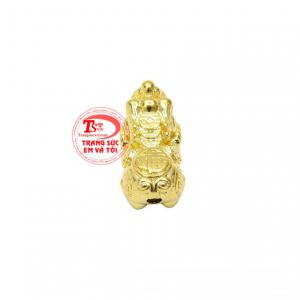 Chiếc charm vàng này sẽ là món quà lý tưởng để dành tặng cho người thân, đồng nghiệp hay bạn bè.