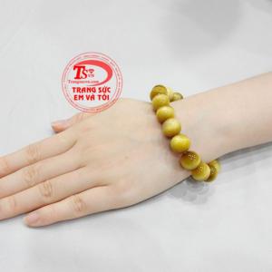 Chuỗi mắt hổ 12 ly cát tường dành cho người mệnh Thổ và Kim.