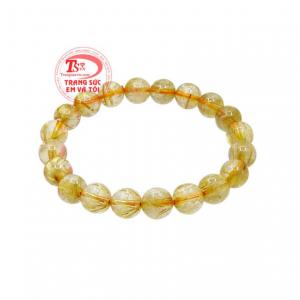 Chuỗi thạch anh tóc vàng 9 ly phù hợp với người mệnh thổ và mệnh kim.