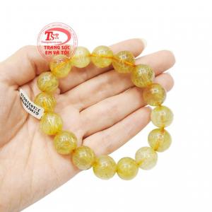 Với chuỗi thạch anh tóc này, bạn có thể làm quà tặng cho người thân và bạn bè.