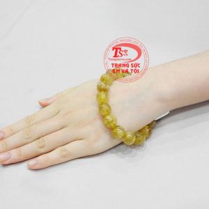 Chuỗi thạch anh tóc vàng thịnh vượng có giấy kiểm định đá quý uy tín.