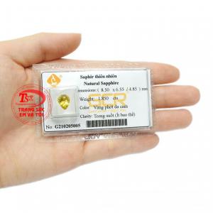 Về phương diện sức khỏe đá sapphire giúp người dùng cải thiện thị lực, giúp giảm căng thẳng và chống mất ngủ. 