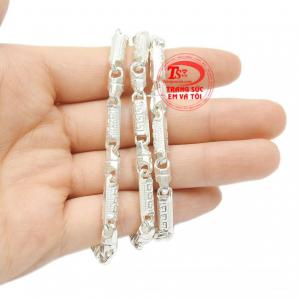 Dây chuyền bạc nam thương hiệu giao hàng tận nơi.