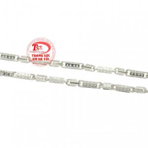 Dây chuyền bạc thăng tiến nhận đặt chế tác theo yêu cầu.