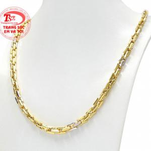 Kiểu dáng nam tính, hợp thời trang giúp người đeo càng thêm tự tin và thể hiện cá tính. 