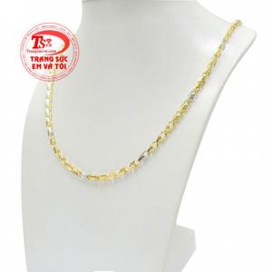 Ý tưởng táo bạo tạo nên chiếc dây chuyền ấn tượng, hợp thời trang.