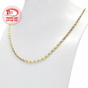 Sản phẩm không chỉ trông thời trang mà còn an toàn cho da, không gây kích ứng da.