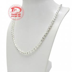 Chiếc dây chuyền này sẽ giúp phái mạnh thể hiện được nét mạnh mẽ, cá tính và hợp thời trang.