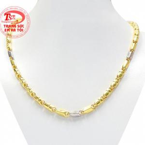 Dây chuyền phái mạnh thương hiệu hiện đang là mẫu sản phẩm được nhiều nam giới yêu thích.