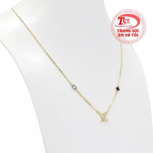 Thiết kế sang trọng, hợp thời trang mang đến cho người dùng sự tự tin và quyến rũ.