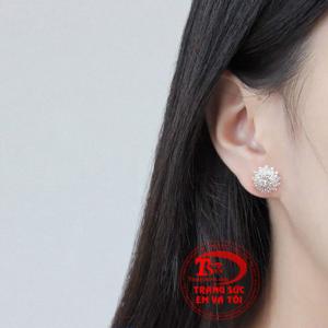 Hoa tai kiêu sa vàng trắng được bảo hành chu đáo