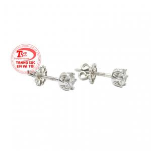 Thiết kế này giúp cho người dùng dễ dàng kết hợp cùng nhiều kiểu trang phục đi chơi, đi làm hoặc dạo phố.