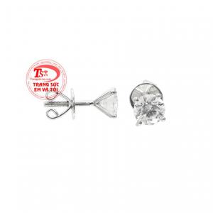 Hoa tai moissanite trang nhã là sản phẩm phù hợp với nhiều độ tuổi. 