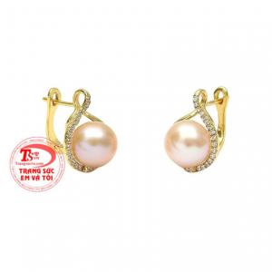 Ngọc trai là biểu tượng của sự cao quý, trong sáng và thánh thiện. 