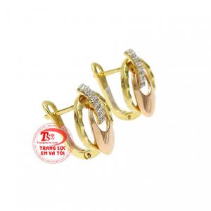 Hoa tai nữ quý phái mang đến nét thanh lịch và sang trọng.