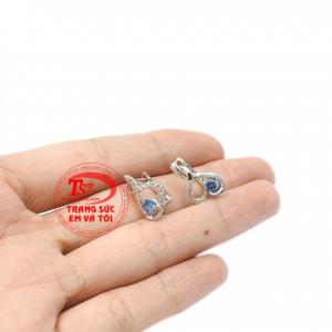 Bảo hành chu đáo, có giấy kiểm định đá quý.