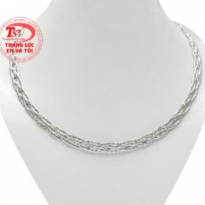 Kiềng vàng trắng phong cách được nhập khẩu trực tiếp từ Italy. 