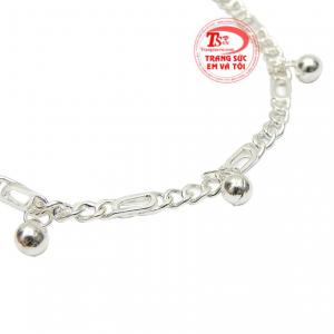 Chính vì thế mà bạc được lựa chọn để làm trang sức, đặc biệt là trang sức dành cho trẻ nhỏ.