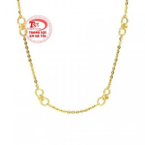 Sản phẩm phù hợp với những cô nàng có phong cách nữ tính.