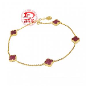 Những viên ruby kết hợp cùng vàng tây 10k bền đẹp mang tới một chiếc lắc chân hoàn hảo cho phái đẹp.