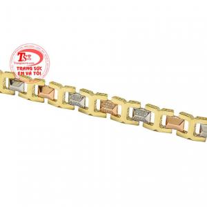 Với phái mạnh, lắc tay đã dần trở nên phổ biến và được rất nhiều khách hàng yêu thích, lựa chọn.