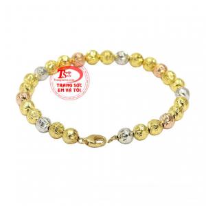 Lắc tay bi hiện đang là mẫu trang sức xu hướng được nhiều người biết đến và sử dụng.