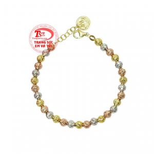 Ngày nay với sự phát triển của công nghệ hiện đại đã chế tác ra thêm nhiều mẫu mã, kiểu dáng phù hợp với từng phong cách của nữ giới.