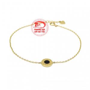 Lắc tay nữ vàng tây thời trang nhập khẩu từ Hàn Quốc hiện đang là xu hướng trang sức được yêu thích. 