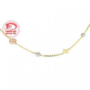 Chiếc lắc tay này sẽ là món quà đầy yêu thương để dành tặng cho người con gái của bạn.