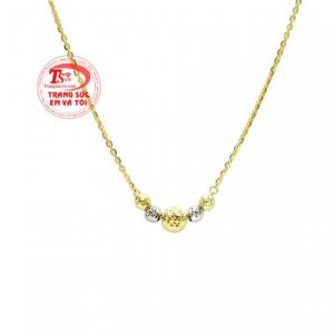 Không chỉ giúp người dùng thêm xinh đẹp, duyên dáng mà còn thể hiện được cá tính của người ấy. 