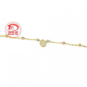 Sản phẩm nhập khẩu từ Hàn Quốc, mang tới cho bạn gái chiếc lắc tay xinh xắn, ngọt ngào. 